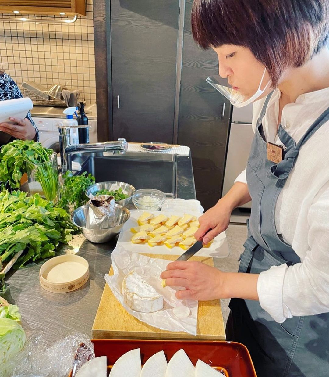 レッスンレポート：平野佐知 さん「食あそび 旬あそび ”おいしい！” から始める食養生」食卓で色あそび ― 根菜とチーズ、そしてワイン（2021.11.30）